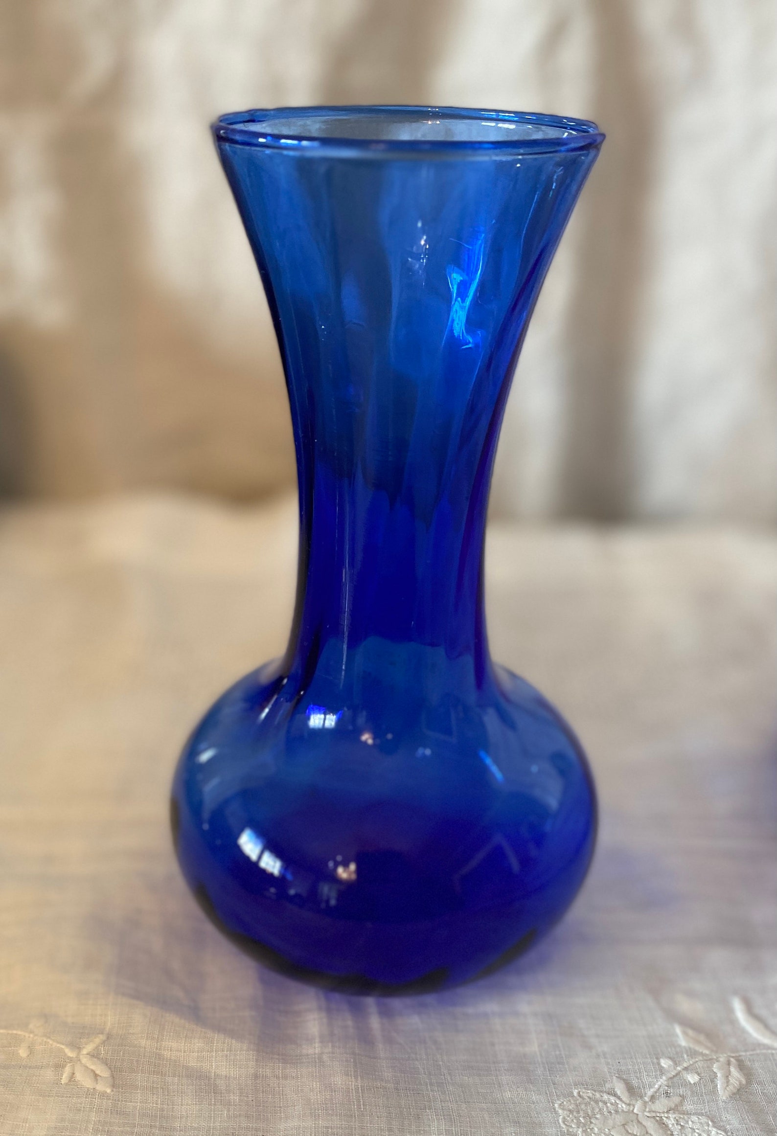 Vintage Cobalt Blue Hand Blown Glass Vase 8 tall | Etsy