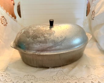 50s Club Aluminum Well Loved 18.5” Hammercraft Roasting Pan w Lid Vintage 50s