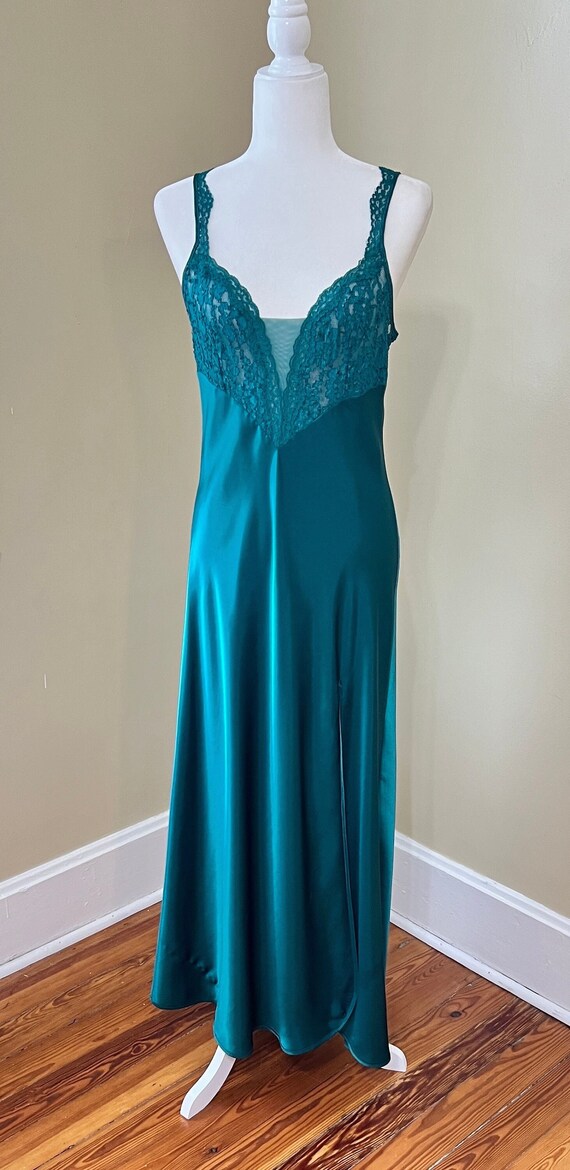 Fancy nightgown discount