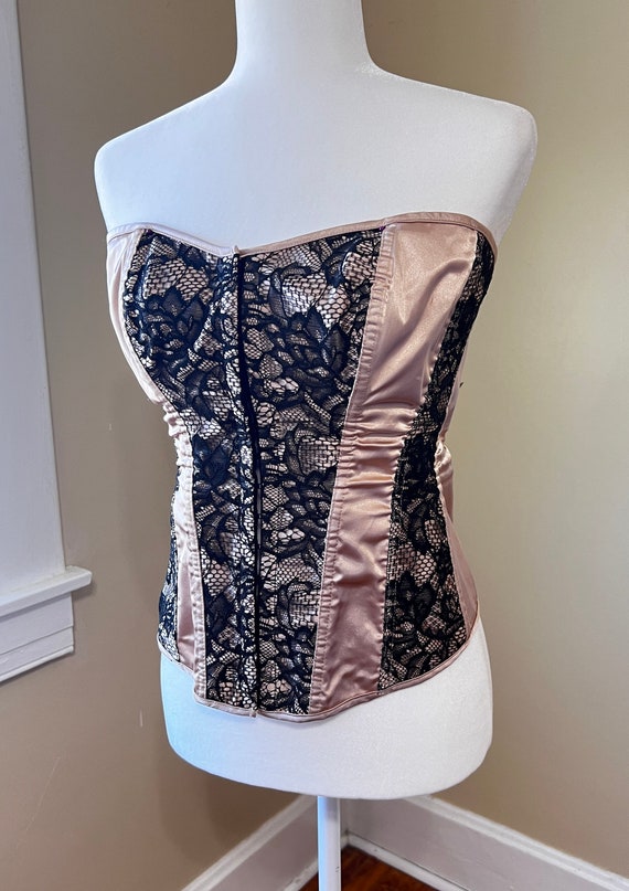 Vintage Dreamgirl Corset: Champagne & Black Lace, Size 40
