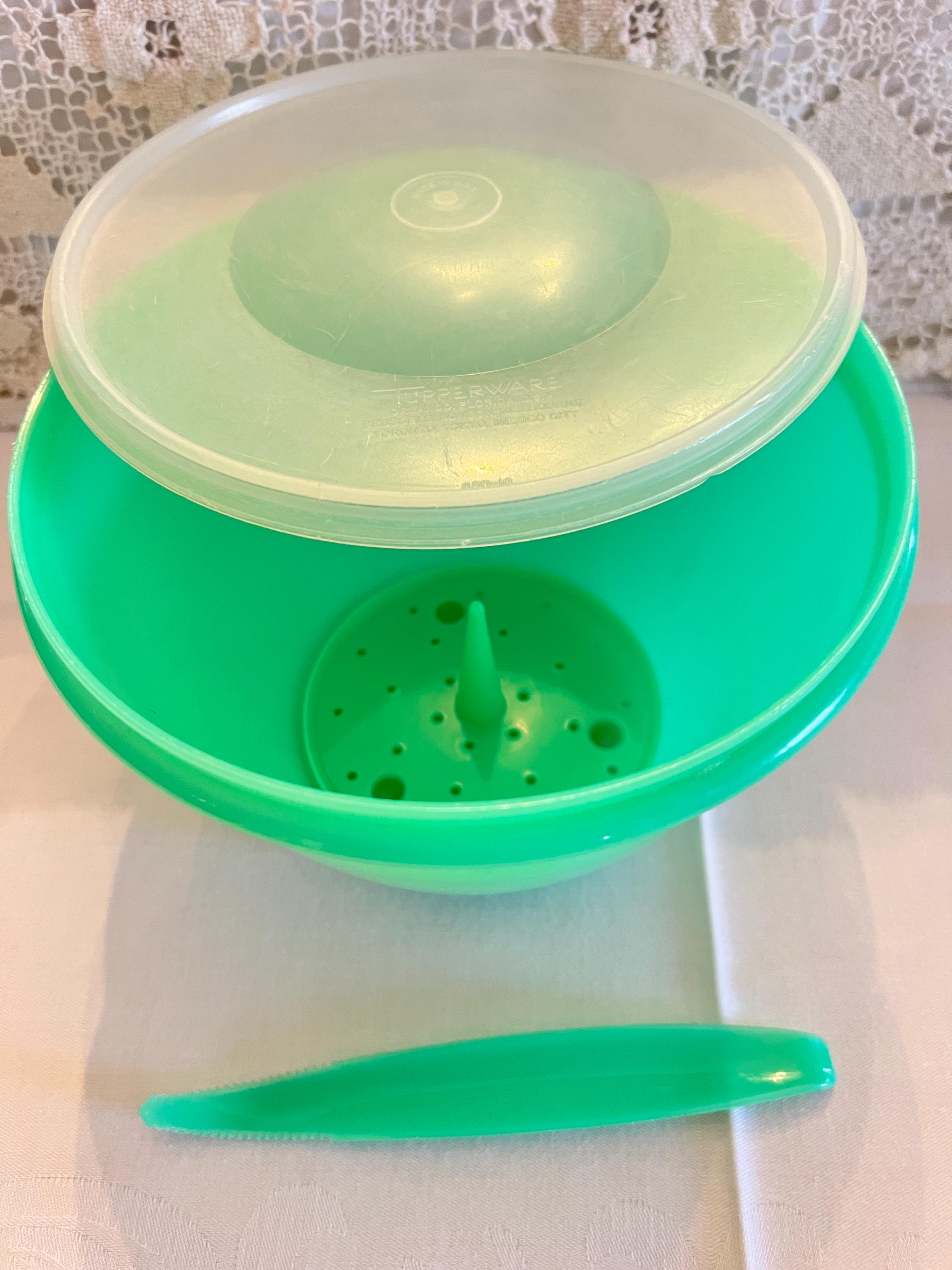 Tupperware 4 Pc -jadeite Crisp-it Lettuce Keeper, Domed Lid, Spike ...