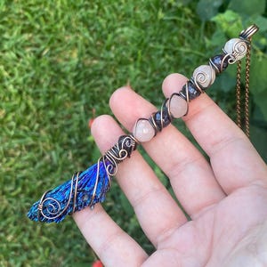 Witch Broom Necklace, Halloween Jewelry for Women, Blue Kyanite Broom with Rose Quartz & Amethyst, Kyanite Broomstick Pendant, Wire Wrap