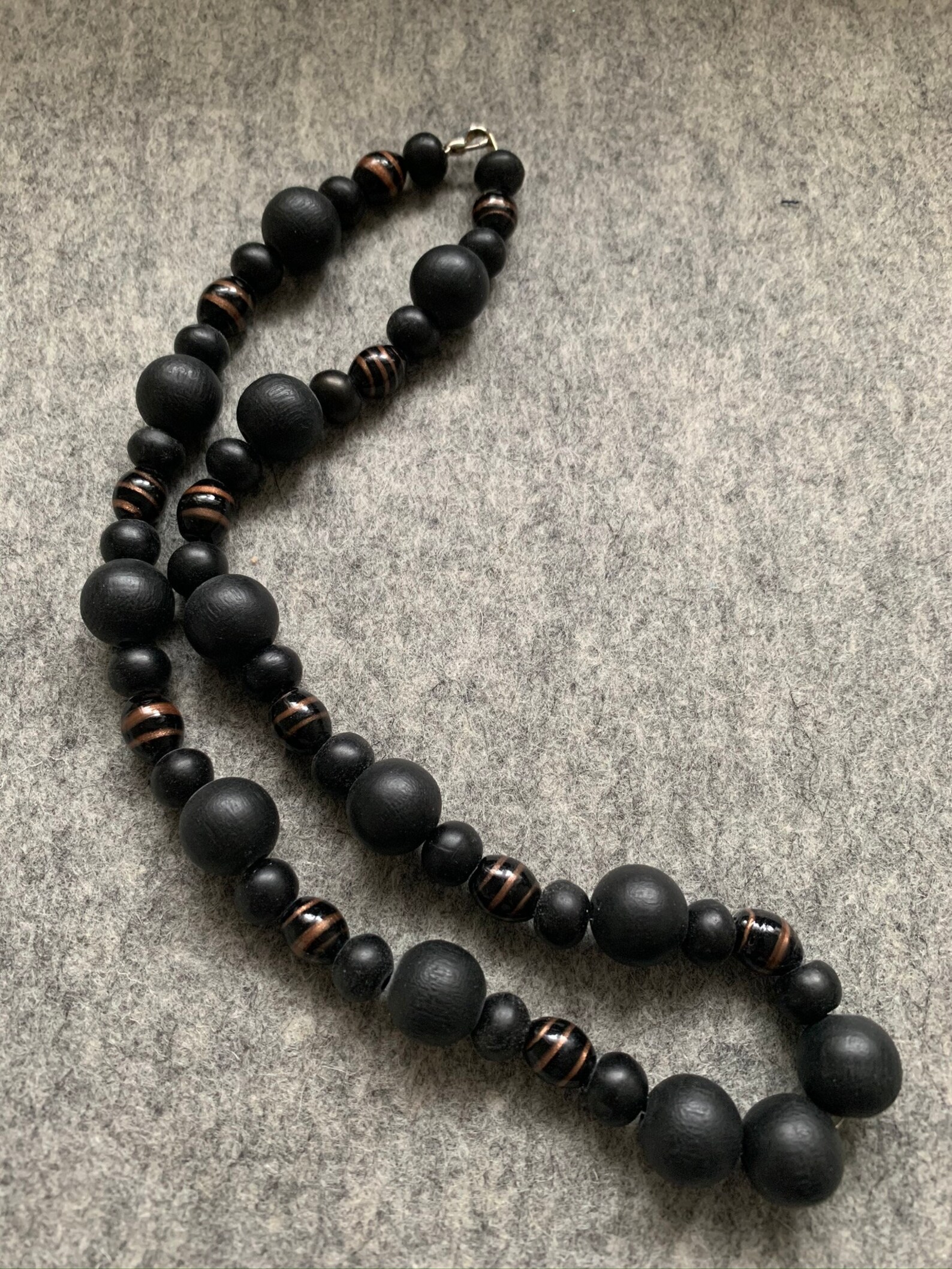 Black and gold bead necklace Etsy