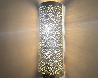 Moroccan brass wall lamp, bronze wall lamp, artisanal wall lamp, handmade wall lamp, copper wall lampshade.