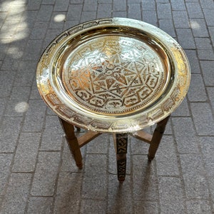 Moroccan brass table, Moroccan table in wood and brass, Marrakech Fés table made by hand, handmade table easy to arrange for any bedroom image 2