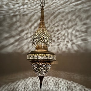 Moroccan pendant brass light, hanging lamp, moroccan chandelier , brass ceiling lamp,handmade chandelier,brass lamp, Morocco brass lantern image 3