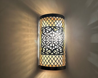 Moroccan bronze wall lamp, brass wall light,  handmade wall lamp with engraving, artisanal wall lamp, copper wall lighting