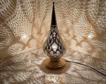 Moroccan brass table lamp, bronze bedside lamp, silver desk lamp, Fez bronze lamp, Marrakesh table lamp ,Moroccan home lamps light Ryad art