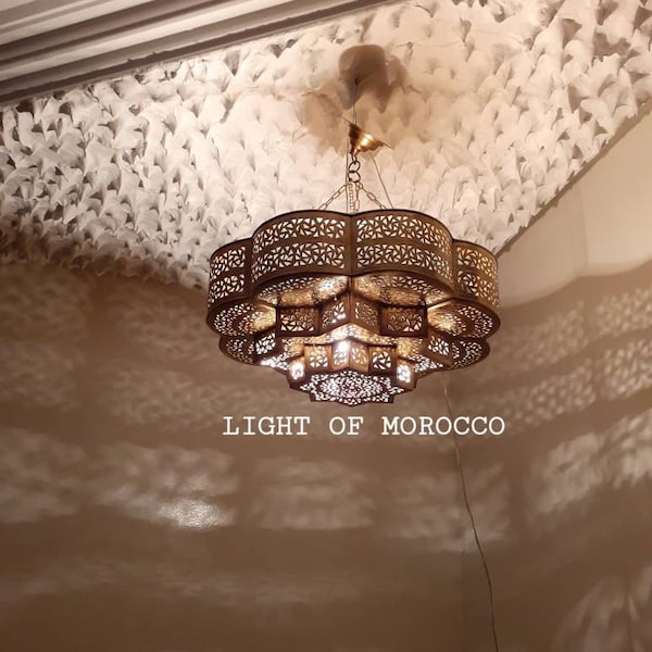 Moroccan pendant brass light, moroccan lamp,hanging lamp moroccan ceiling lamp,handmade chandelier,brass lamp, Morocco brass lantern