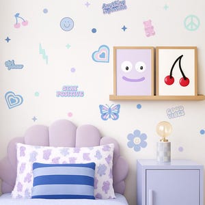Preppy Pastel Wall Decals for Tween Girls – Aesthetic Stickers with Hearts, Butterflies, Smileys & Quotes | Removable, PVC-Free Room Decor