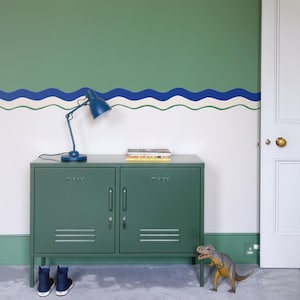 Borde de papel tapiz de líneas onduladas: moldura de pared autoadhesiva y extraíble para habitaciones infantiles y guarderías.