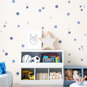 Calcomanía de pared de lunares azul pastel / Juego de 120 pegatinas de pared para habitación de bebé en azul bebé / Sin PVC, sin olor / Calcomanía de tela extraíble y adhesiva