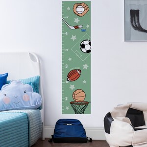 Sticker mural tableau des tailles sur le thème du sport | Sticker graphique de croissance | Sans PVC, sans odeur | Décalcomanie murale en tissu réutilisable