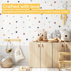 125 Boho Polka Dot muurstickers voor kinderkamer, kinderkamer, speelkamer PVC-vrij, geen geur Herbruikbare Peel en Stick Fabric Wall Decal afbeelding 2