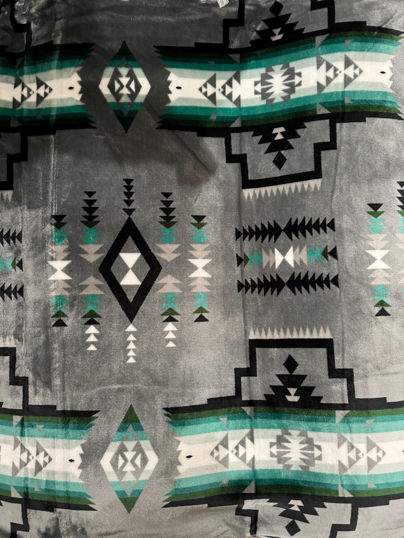 Native American Design Super Soft Queen Size Reversible Blanket Gray