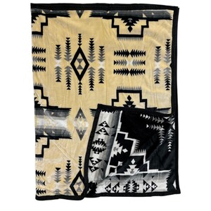 Southwest Native American Style NEW Design Super Soft Reversible Blanket Cream