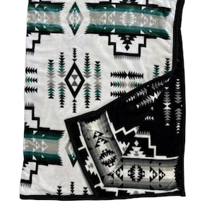 Southwest Native American Style NEW Design Super Soft Reversible Blanket White