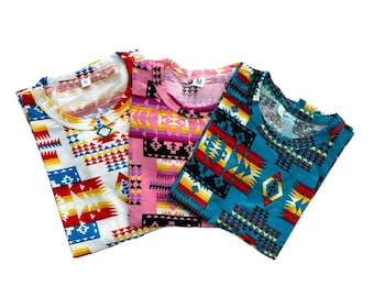 Camiseta infantil con diseño del suroeste, ideal para niños y niñas. Para todas las estaciones.