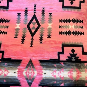 Native American Design Super Soft Queen Size Reversible Blanket Light Pink