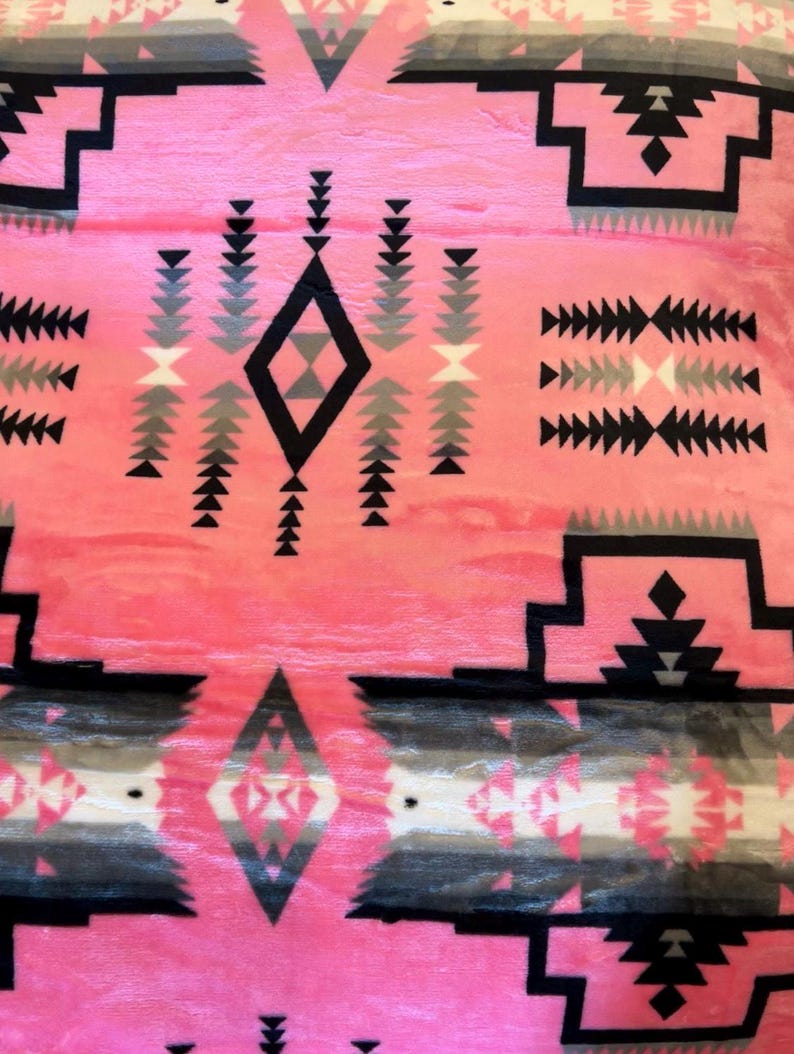 Native American Design Super Soft Queen Size Reversible Blanket Light Pink