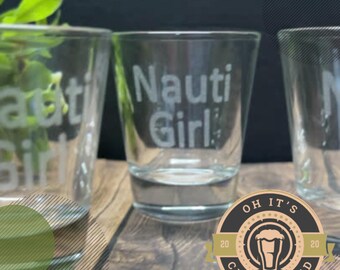 Engraved Shot Glasses: Personalized Wedding Favor Gifts