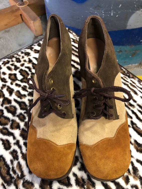 Vintage 70s three tone brown suede platform heels