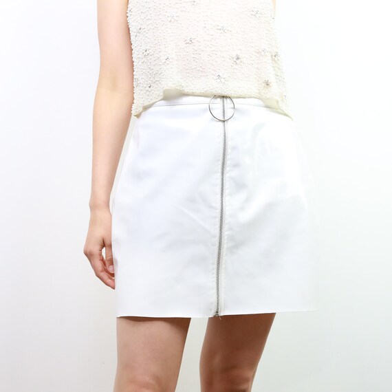 White pvc vinyl 60s style mini skirt. 60s vinyl sk
