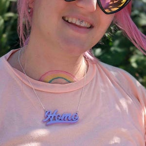 Homoketting | Glanzende LGBTQ Pride-sieraden | Gelakte 3D-geprinte statementketting