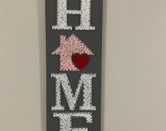 Beautiful Home Sign made of yarns and nails