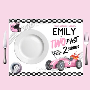 Placemat de carro de corrida - editável dois rápidos 2º aniversário placa inserção corrida carro festa favor e modelo para impressão editável RCP6