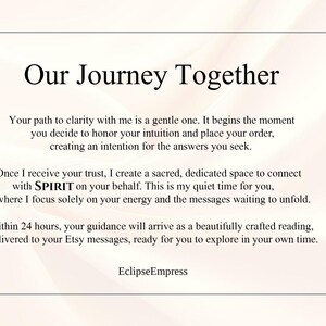 Puede incluir: Una tarjeta color crema con el texto "Our Journey Together" en una fuente audaz y elegante. La tarjeta contiene texto detallado sobre orientaci&oacute;n y lecturas, con el nombre "EclipseEmpress" en la parte inferior.
