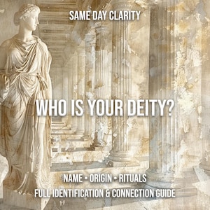 Op de afbeelding: Een afbeelding met de tekst "SAME DAY CLARITY" en "WHO IS YOUR DEITY?". Het toont een wit standbeeld van een gedrapeerde figuur voor een klassieke architecturale achtergrond. De tekst bevat ook "NAME • ORIGIN • RITUALS" en "FULL IDENTIFICATION & CONNECTION GUIDE".