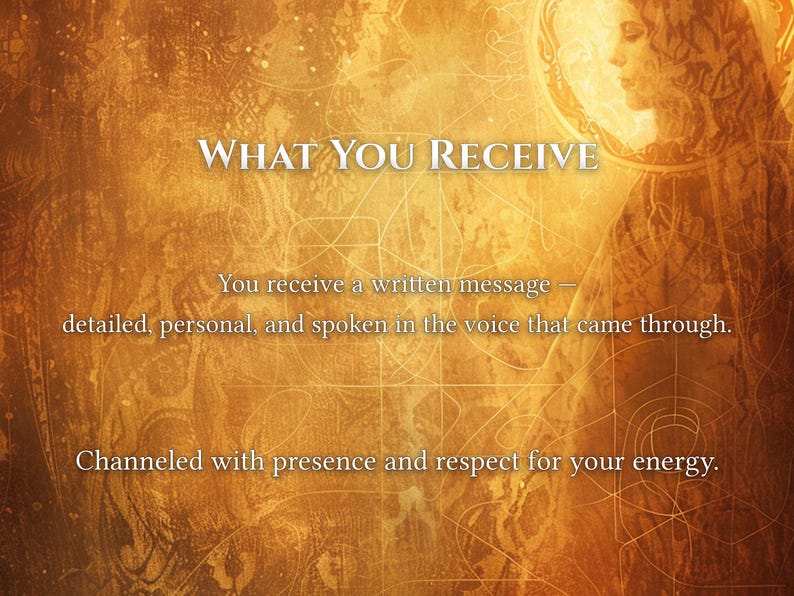 K&ouml;nnte beinhalten: Goldfarbenes Bild mit dem Text &bdquo;WHAT YOU RECEIVE&ldquo;. Der Text darunter lautet: &bdquo;Sie erhalten eine schriftliche Botschaft &ndash; detailliert, pers&ouml;nlich und in der Stimme gesprochen, die durchkam. Gechannelt mit Pr&auml;senz und Respekt f&uuml;r Ihre Energie.&ldquo;