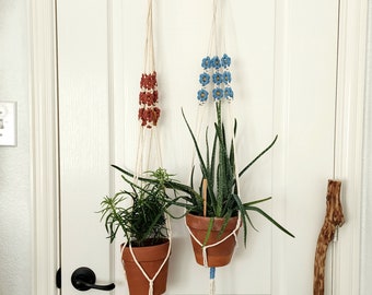 Handmade Daisy Plant Hangers, Macrame Cotton Plant Hangers with Floral design, Boho Plant hanging, Gifts for Plant Moms, Sustainable Gifts