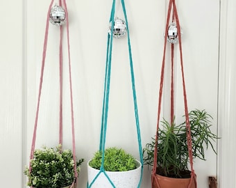 Macrame pot hanger, Handmade Macrame Disco Ball Plant Hanger, Retro Planter Holder Home Décor, Boho Gift for Plant Moms, eco friendly decor
