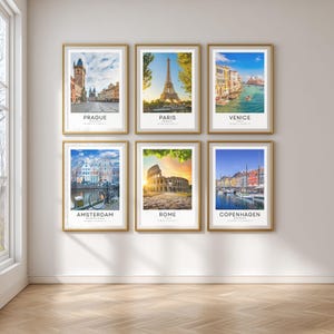 Colour travel poster - Any city.