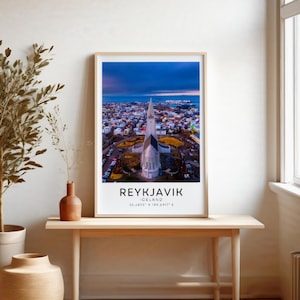Stampa Reykjavik, Stampa città, Stampa viaggio a colori, Stampa Islanda, Poster di viaggio, Arte murale, Arredamento casa, Regalo, Stampa destinazione, Foto Europa