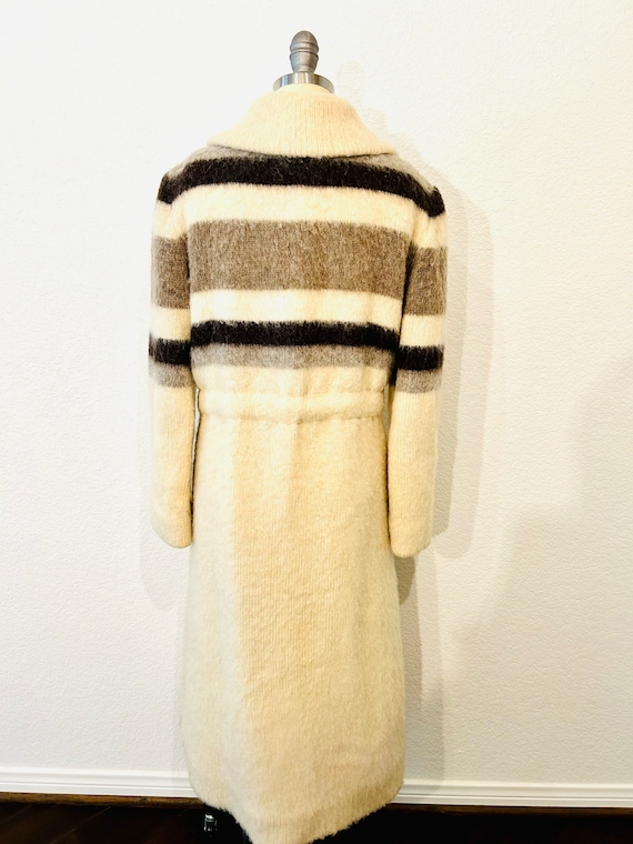 RARE 1970s vintage HILDA Ltd wool coat-Made in Ic… - image 4