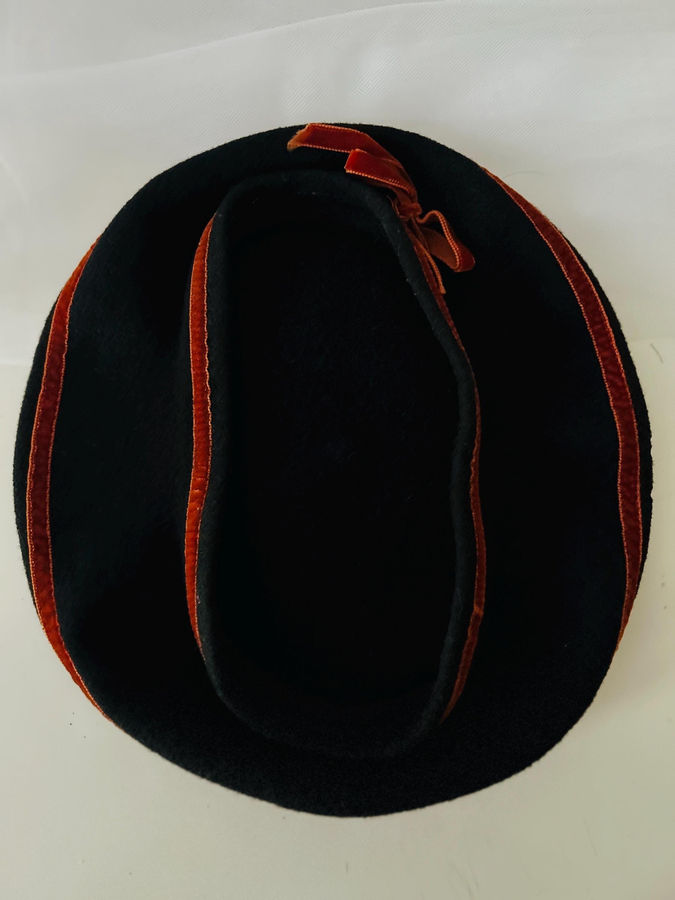Vintage French Black Wool Beret/faded Red Velvet Trim W 