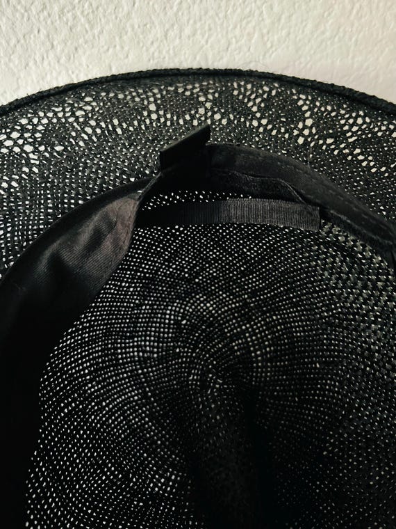 Wyeth “ISLA” Straw Hat in Black/open Weave Pattern Around  display picture 1