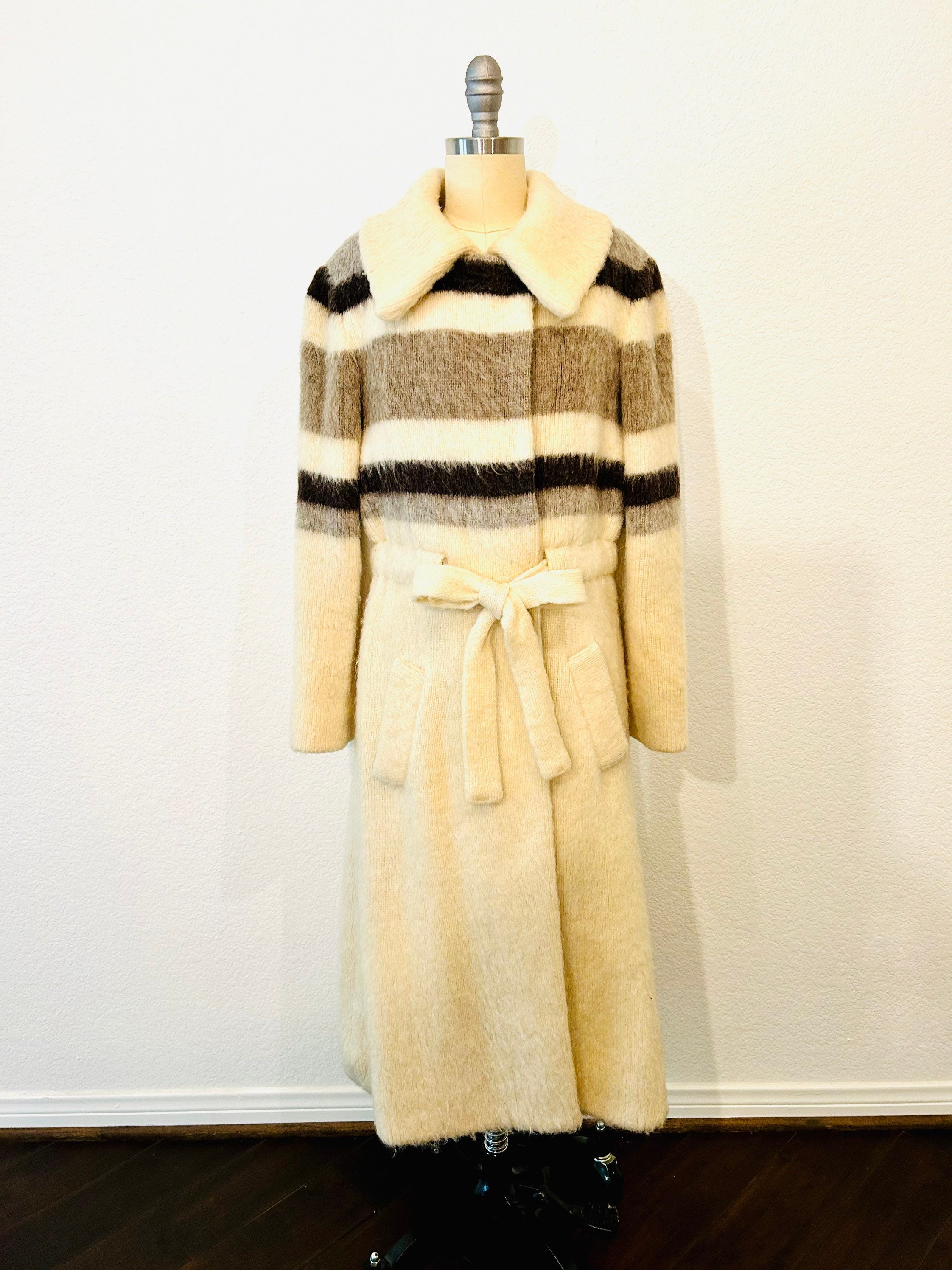 RARE 1970s Vintage HILDA Ltd Wool Coat made in Iceland 100 Wool in Ivory Mocha Gray Brown Stripes Etsy Canada
