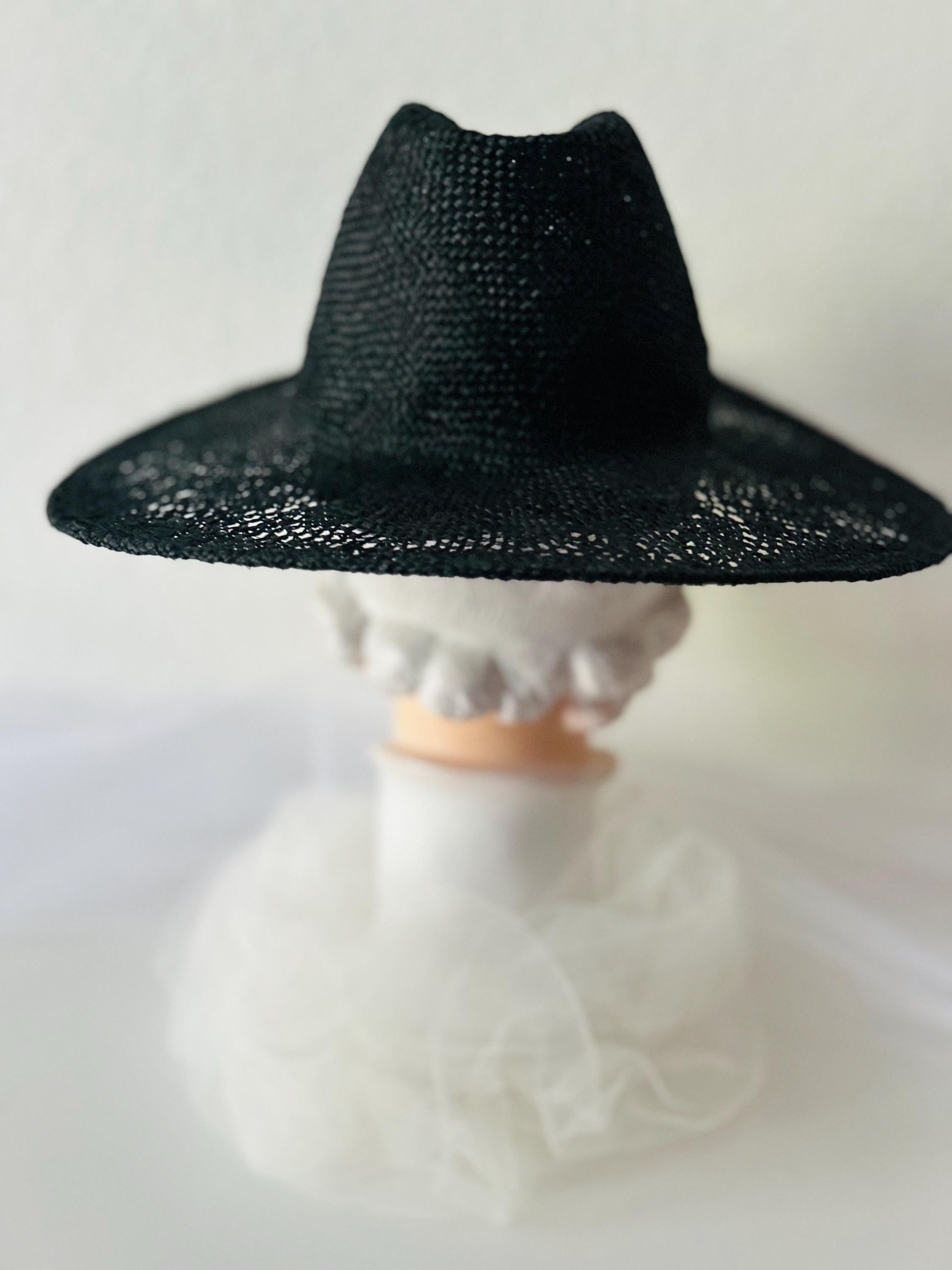 Wyeth Stunning Natural Straw Black Adjustable Ribbon Hat NWT Tall Crown Wide Brim Leghorn Straw Hat - Peter Beaton main image 4