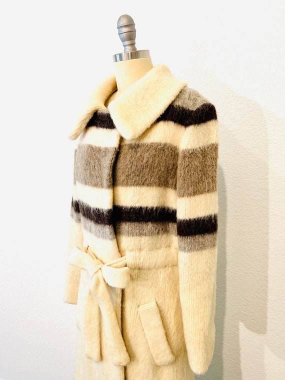 RARE 1970s vintage HILDA Ltd wool coat-Made in Ic… - image 3