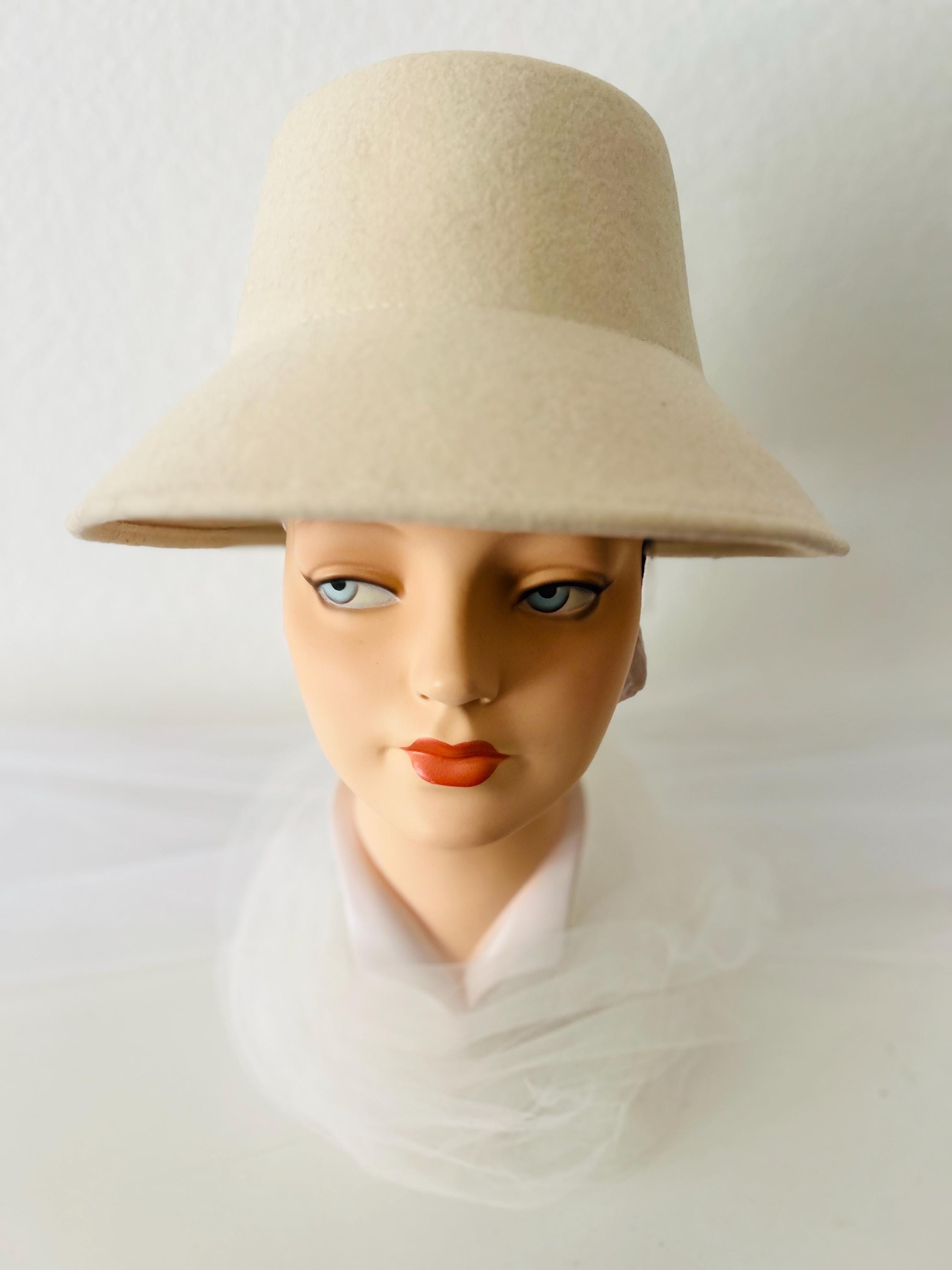 Wyeth “DEVIN” Oatmeal Wool Bucket Hat/australian Wool Topper  display picture 2