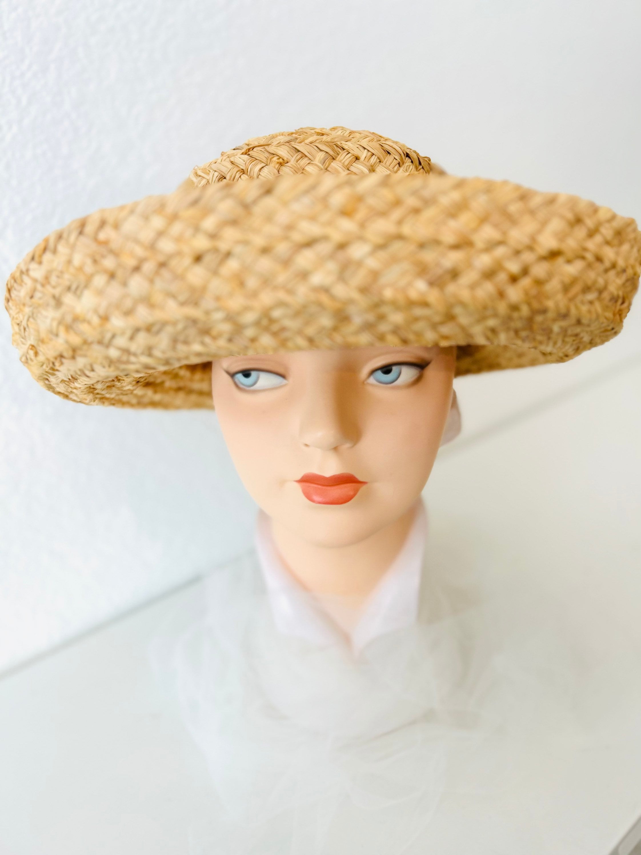 Vintage 90s Helen Kaminski Straw Boater/black Ribbon Accent  display picture 1