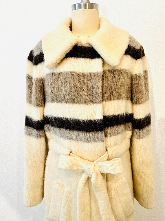 RARE 1970s vintage HILDA Ltd wool coat-Made in Ic… - image 2