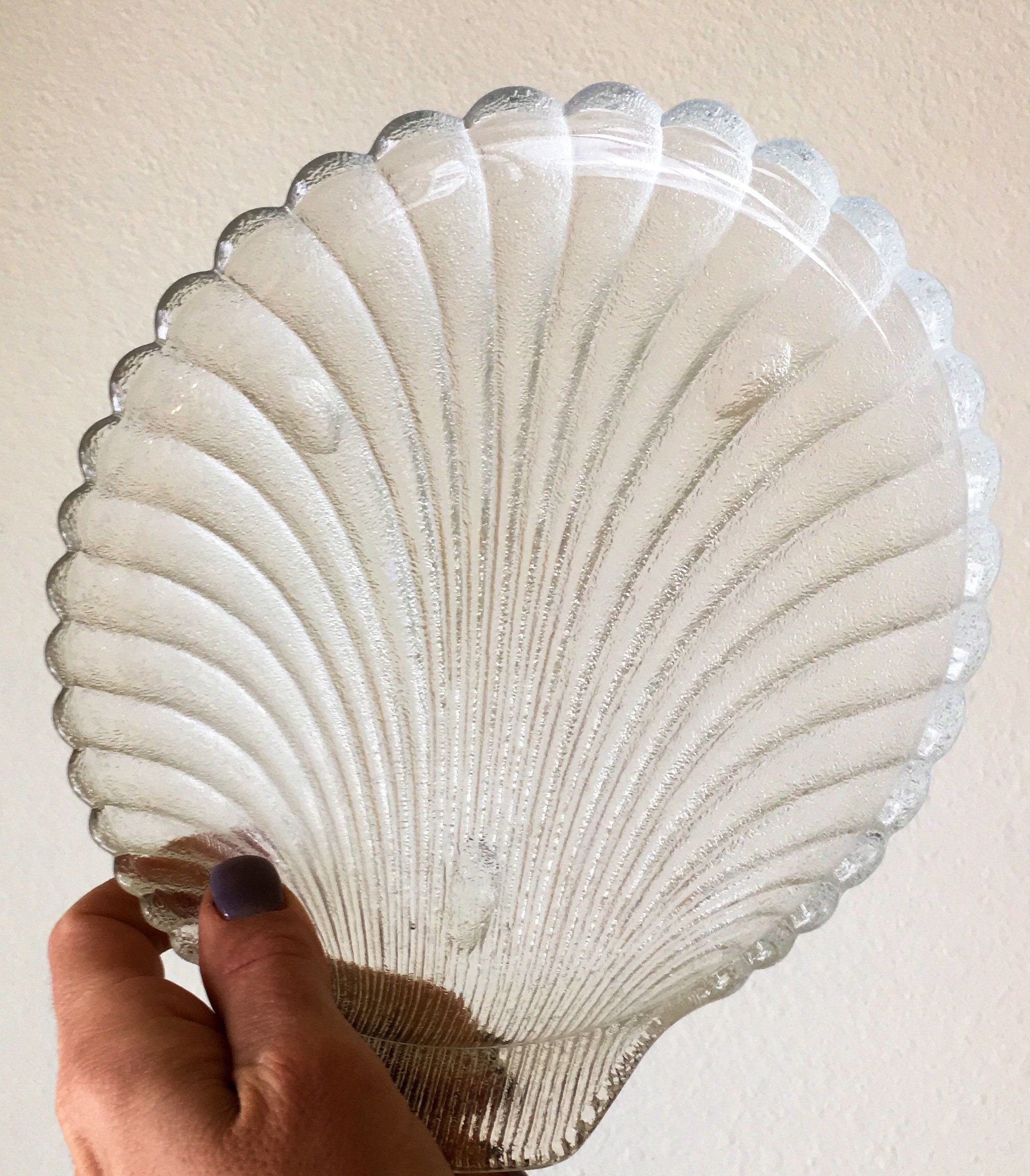 Set of 2 / Vintage Large Seashell Plates / Frosted Crystal/ Etsy