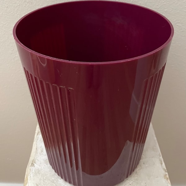 Vintage Burgundy Art Deco Revival Trash Can / Round Pleated  Bin / Ridged Trash Bin / Hard Plastic / Glossy