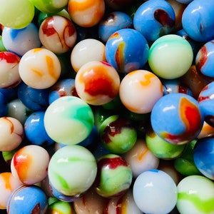 118 Antique Swirl Marbles  / Vintage Marbles / Play or Display / Glossy Finish
