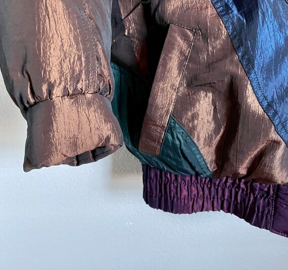 Vintage Iridescent Puffer Coat: Patchwork Quilted… - image 5